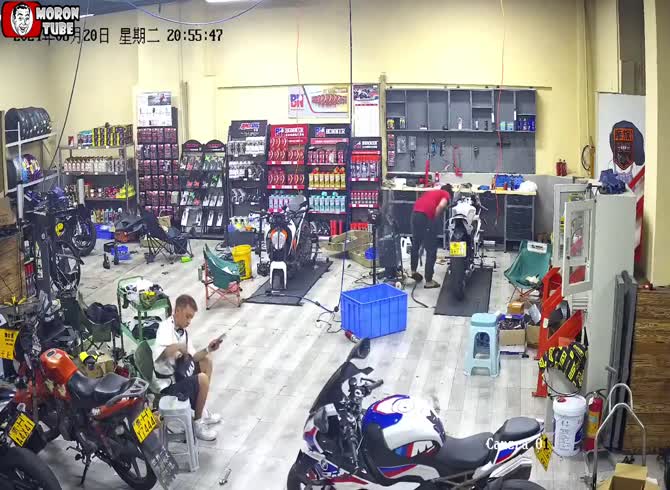 Video :He puts the screwdriver up his butt since he doesn't realize it's there